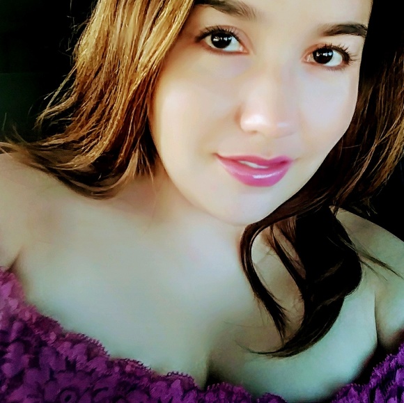 Meet your Posher, Yadira - Picture 1 of 1